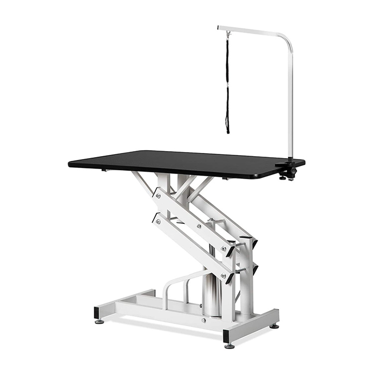 Mastering Pet Grooming with the Heavy Duty 42.5'' Black Hydraulic Grooming Table