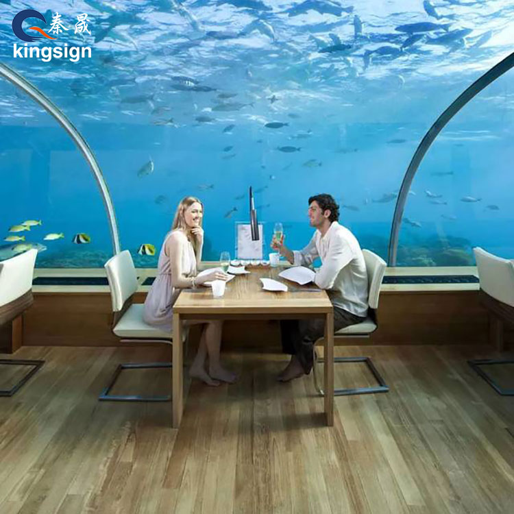 Dining Amongst Wonders: A Close Encounter with Aquatic Life at the Aquarium Restaurant