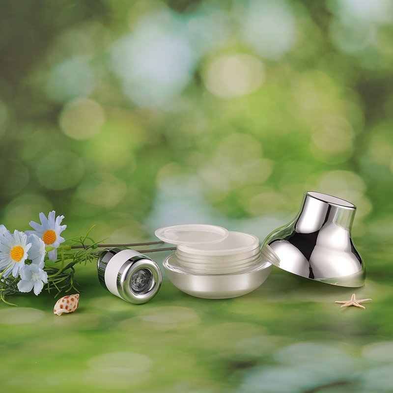 Empty Plastic Jar Makers: How to Choose the Right Partner for Your Packaging Needs